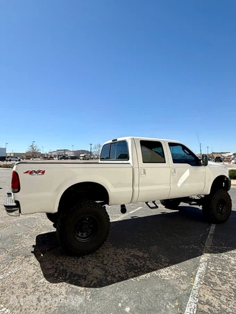 2001 Ford Super Duty F-250 Lariat Crew Cab Medium Bed - miniatura 4
