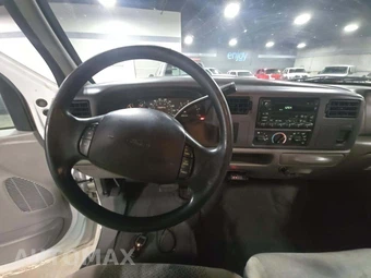 2001 Ford Super Duty F-250 XL Crew Cab Long Bed - miniatura 10