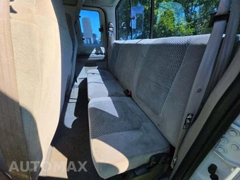 2001 Ford Super Duty F-250 XL Extended Cab Long Bed w/Rear Doors - miniatura 13