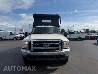 2001 Ford Super Duty F-350 Cab Chassis XL Regular Cab DRW - miniatura 2