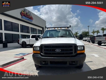 2001 Ford Super Duty F-350 Cab Chassis XLT Regular Cab DRW - miniatura 3