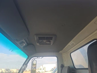 2001 GMC W4500 W45042 Low Tilt - miniatura 18