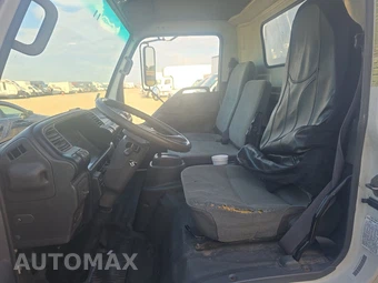 2001 GMC W4500 W45042 Low Tilt - miniatura 7