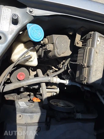 2001 Honda Odyssey EX 7-Passenger 118.1" WB - miniatura 39