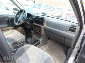 2001 Isuzu Rodeo – miniatura 14