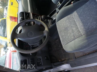 2001 Isuzu Rodeo – miniatura 18