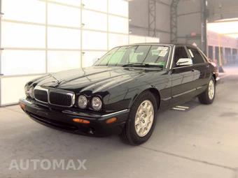 2001 Jaguar XJ8 — samochód z USA z aukcji Manheim, oferta Kup Teraz w AUTOMAX