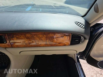 2001 Jaguar XJR – miniatura 19