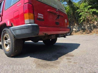 2001 Jeep Cherokee Sport – miniatura 28