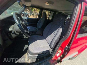2001 Jeep Cherokee Sport – miniatura 6
