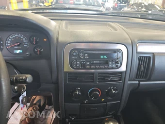2001 Jeep Grand Cherokee Laredo – miniatura 11