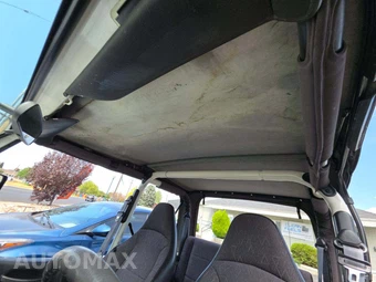2001 Jeep Wrangler SE - miniatura 11