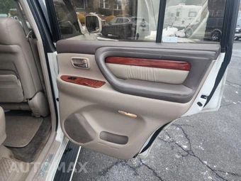 2001 Lexus LX 470 - miniatura 23
