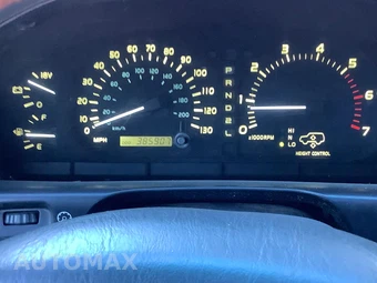 2001 Lexus LX 470 – miniatura 24