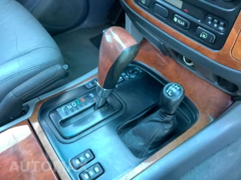 2001 Lexus LX 470 – miniatura 39