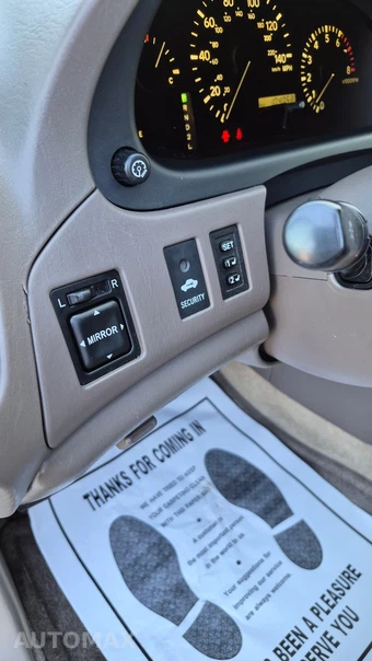 2001 Lexus RX 300 – miniatura 39