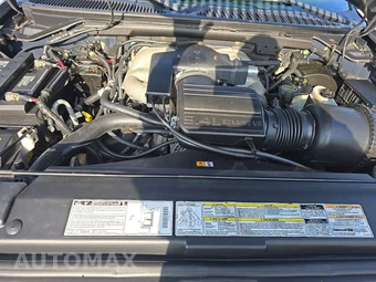 2001 Lincoln Navigator – miniatura 16