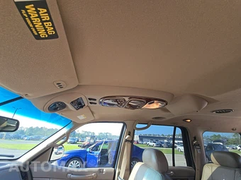 2001 Lincoln Navigator – miniatura 19