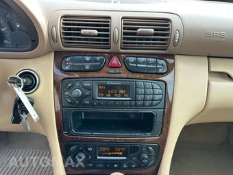 2001 Mercedes-Benz C 320 – miniatura 22