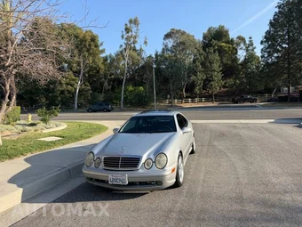 2001 Mercedes-Benz CLK 430 Coupe – miniatura 4
