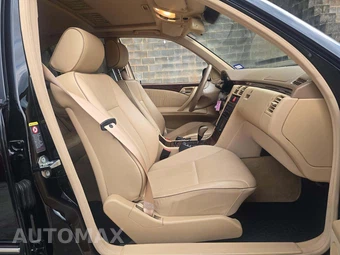 2001 Mercedes-Benz E 320 4MATIC Sedan - miniatura 18