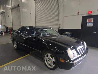 2001 Mercedes-Benz E 430 Sedan – miniatura 3