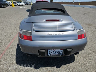 2001 Porsche 911 Cabriolet Carrera 4 - miniatura 5