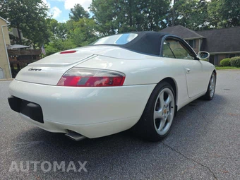 2001 Porsche 911 Cabriolet Carrera 4 – miniatura 3