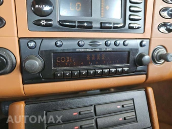 2001 Porsche 911 Cabriolet Carrera 4 – miniatura 33
