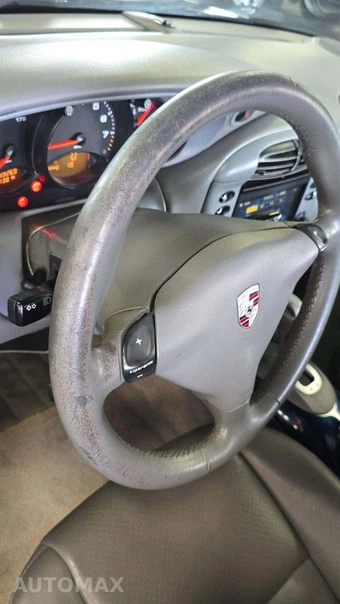 2001 Porsche 911 Cabriolet Carrera 4 – miniatura 23