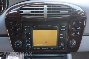 2001 Porsche 911 Cabriolet Carrera 4 – miniatura 38