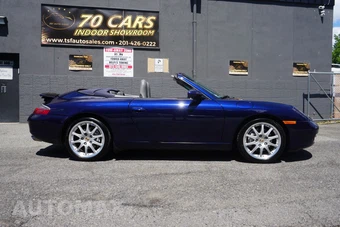 2001 Porsche 911 Cabriolet Carrera 4 – miniatura 9