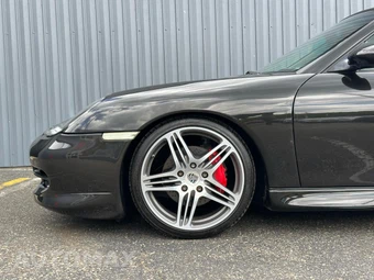 2001 Porsche 911 Carrera 4 Coupe - miniatura 12