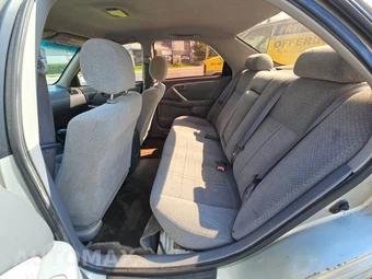 2001 Toyota Camry LE – miniatura 13