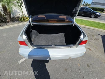 2001 Toyota Camry LE – miniatura 16