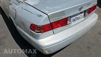 2001 Toyota Camry LE – miniatura 28