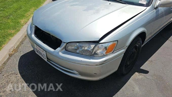 2001 Toyota Camry LE – miniatura 37