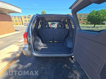 2001 Toyota RAV4 – miniatura 11