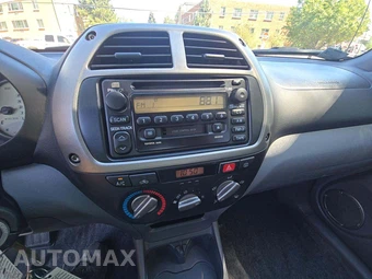 2001 Toyota RAV4 – miniatura 7