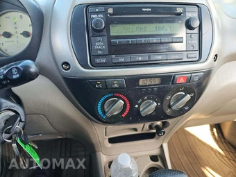 2001 Toyota RAV4 - miniatura 7