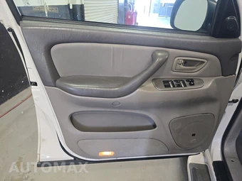 2001 Toyota Sequoia Limited – miniatura 9