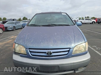 2001 Toyota Sienna XLE 114.2" WB – miniatura 2