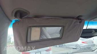 2001 Toyota Sienna XLE 114.2" WB – miniatura 36