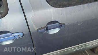 2001 Toyota Sienna XLE 114.2" WB – miniatura 46