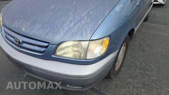 2001 Toyota Sienna XLE 114.2" WB – miniatura 47