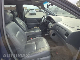 2001 Toyota Sienna XLE 114.2" WB – miniatura 8