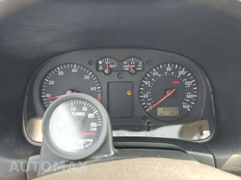 2001 Volkswagen GTI GLS - miniatura 6