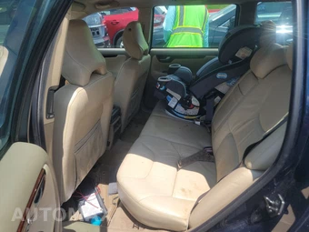 2001 Volvo V70 2.4 w/Moonroof – miniatura 13