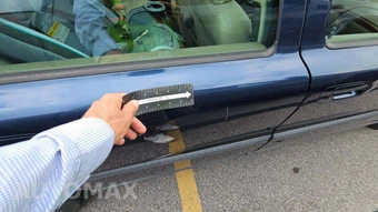 2001 Volvo V70 2.4 w/Moonroof – miniatura 32