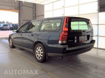 2001 Volvo V70 2.4 w/Moonroof – miniatura 6